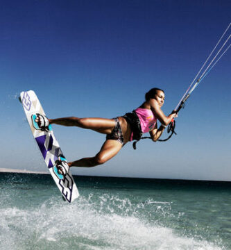 kitesurfs freestyle