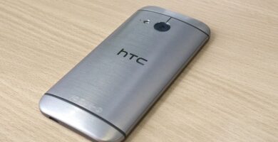 vade retro htc