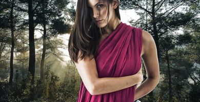 woman survival horror