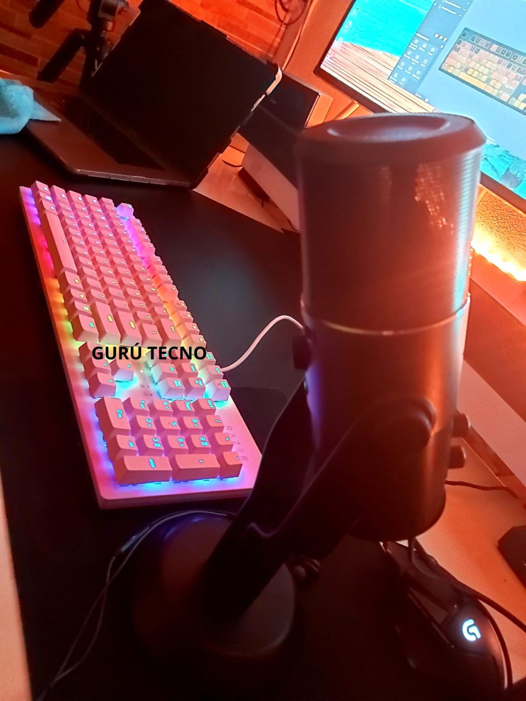 Razer Hustman Quartz gurutecno scaled