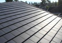 Tesla y su megaproyecto ‘Crystal Sun’: La fábrica solar de 10.100 millones con la que Elon Musk quiere dominar EE.UU. techo solar de Tesla