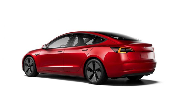 Tesla-Model-3-2022 Tesla-Model-3-2022