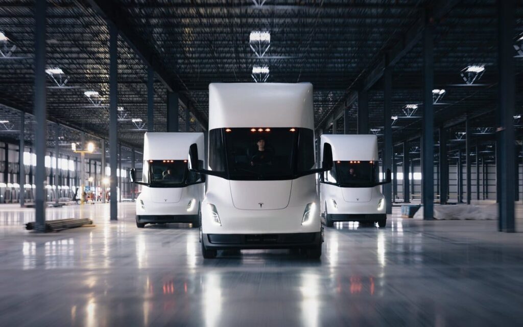 El Tesla Semi conquista Alaska: Musk confirma la producción en masa para este 2026 2 Tesla Semi 2026