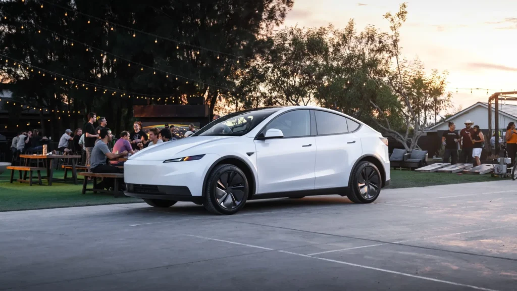 ¡HISTÓRICO! Tesla rompe un tabú en Corea del Sur y Elon Musk desata la locura en redes 2 Model Y Standard 7 plazas