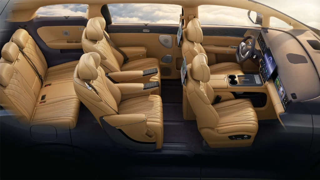 BYD Denza D9 2026: El monovolumen que quiere humillar a la clase Business de los aviones 3 BYD Denza D9 2026 3