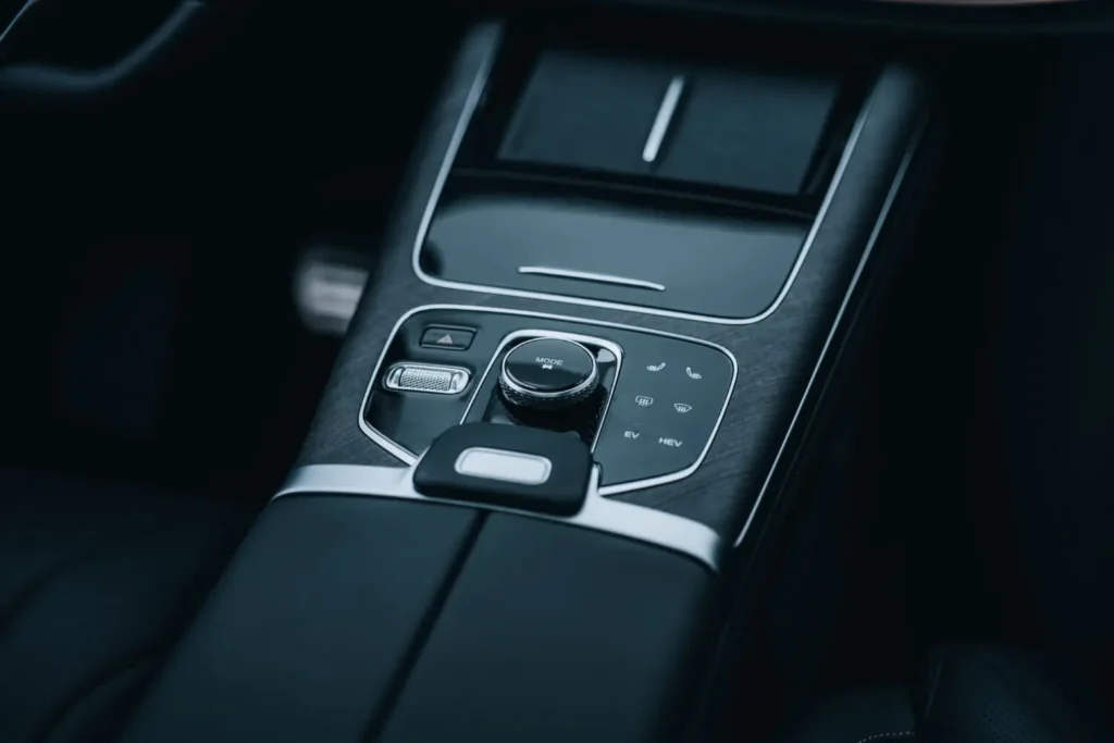 JAECOO 8 SHS: El gigante "Super Híbrido" de 428 CV llega a España para romper el mercado del lujo 5 JAECOO 8 SHS 5webp