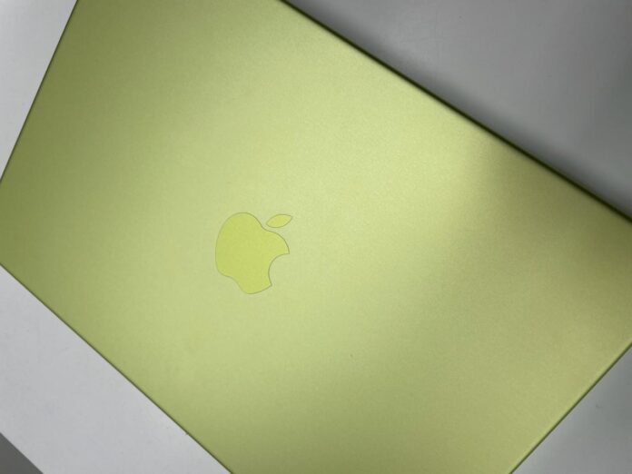 Review MacBook Neo 2026 color Cítrico