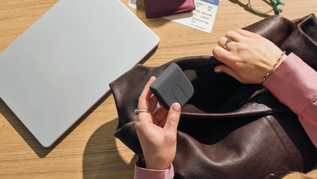 Logitech Mobi Fold plegado
