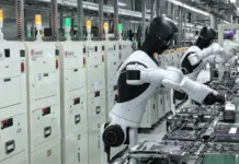El rodillo de AgiBot: 15.000 androides Genie G2 confirman que China ha industrializado la mano de obra cibernética