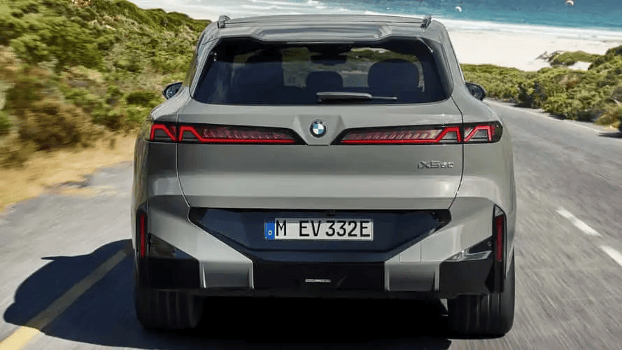 Innovación en el almacenamiento modular: BMW patenta un sistema de maletero de doble capa con apertura independiente 2 BMW X5 G65 5