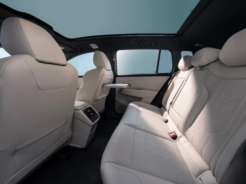 FAW-Volkswagen revela el interior del ID. AURA T6: Confort de primera clase y maletero delantero revolucionario 2 ID AURA T6 interior
