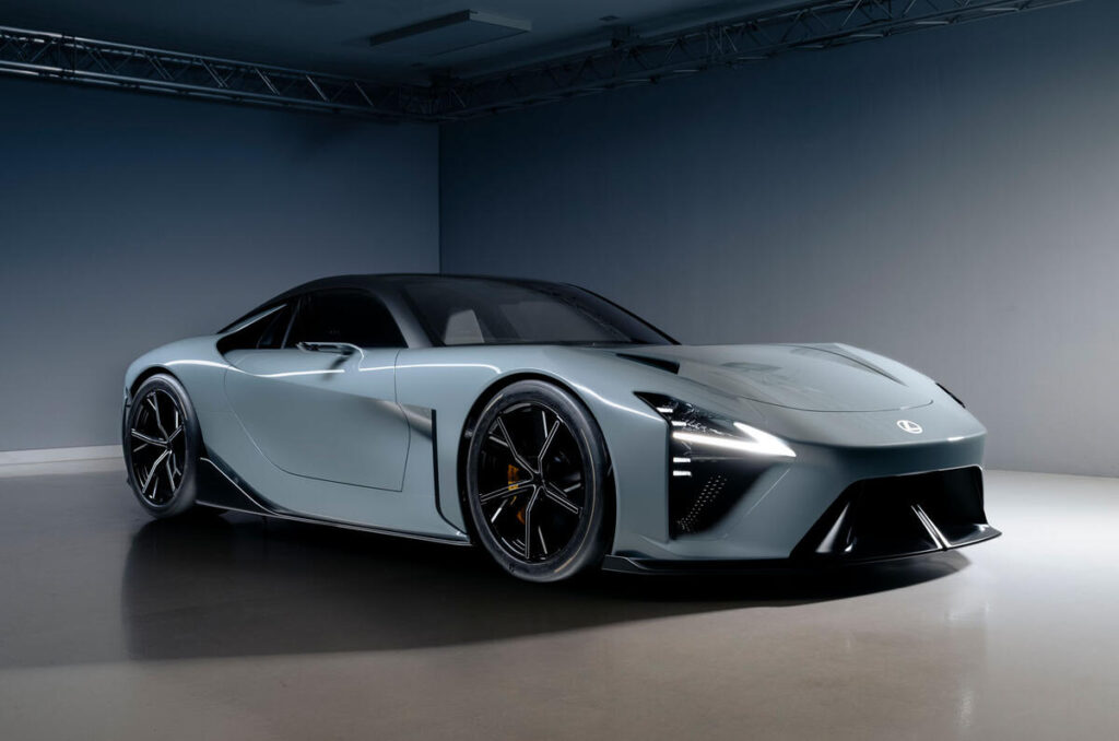 El nuevo Lexus LFA eléctrico debuta en Goodwood: Adiós al rugido V8, hola a las baterías de estado sólido 1 Lexus LFA 4 1