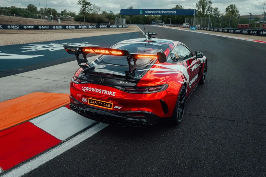 Mercedes-AMG desata a su nueva bestia: El GT 63 Pro 4Matic+ debuta como Coche de Seguridad en la Fórmula 1 1 Mercedes AMG presenta el GT 63 Pro 4Matic 2