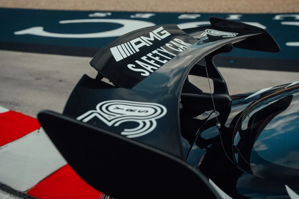 Mercedes-AMG desata a su nueva bestia: El GT 63 Pro 4Matic+ debuta como Coche de Seguridad en la Fórmula 1 5 Mercedes AMG presenta el GT 63 Pro 4Matic 6