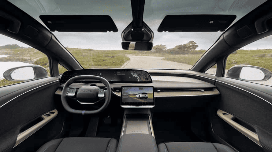 Lucid Gravity GT-S: 1.070 caballos de pura bestialidad eléctrica disfrazados de SUV familiar 2 Lucid Gravity GT S interior 1