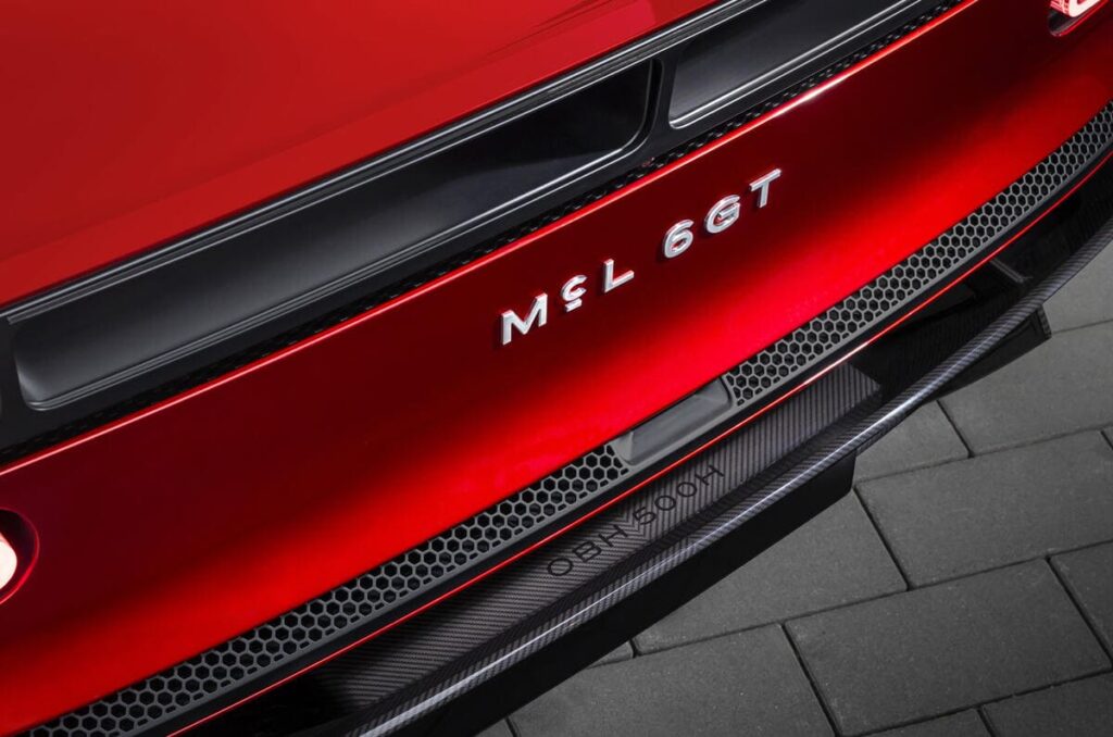 McLaren McL 6GT: La rebelión analógica de Woking contra la dictadura de las pantallas y los algoritmos 6 McLaren McL 6GT 1