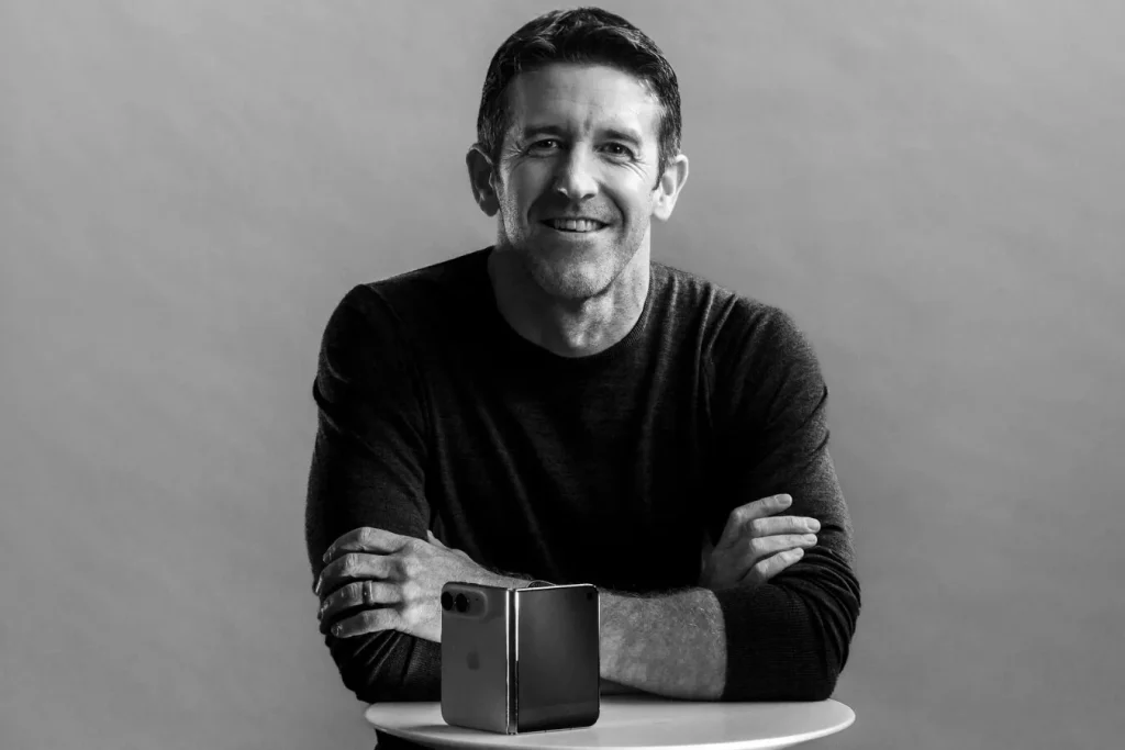 "Baratos y cutres": El dardo del nuevo CEO de Apple contra la competencia tras presentar el esperado iPhone Duo 3 John Ternus Time