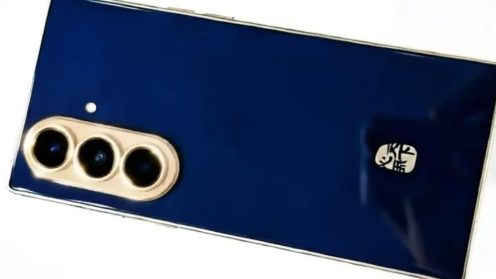 Samsung W27: Oro, azul y lujo asiático para desafiar al iPhone Duo en el terreno más exclusivo 1 Samsung W27 filtrado